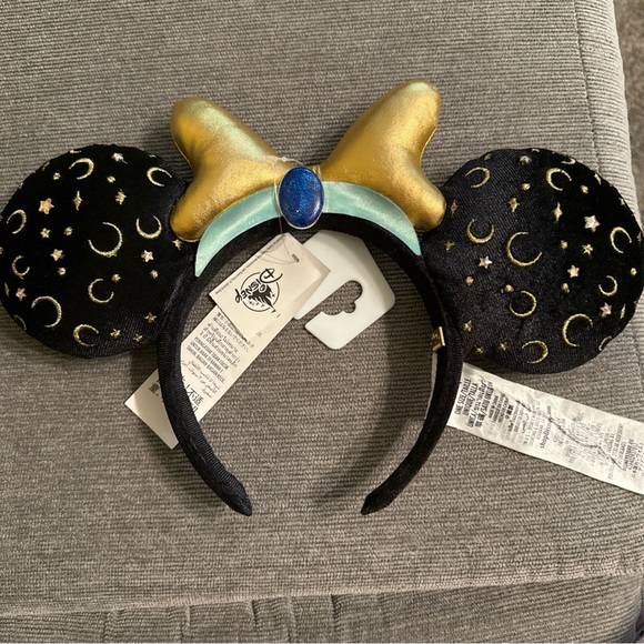Disney park’s princess Jasmine 2022 Mickey/minnie ears NWT